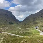 Stay-halfway Between And Tralee 3* كيلارني