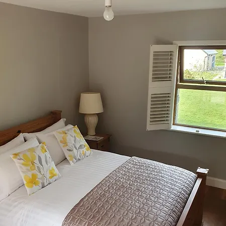 Stay-halfway Between And Tralee 3* Cill Airne