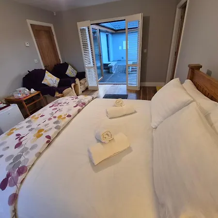 Stay-halfway Between And Tralee 3* Cill Airne