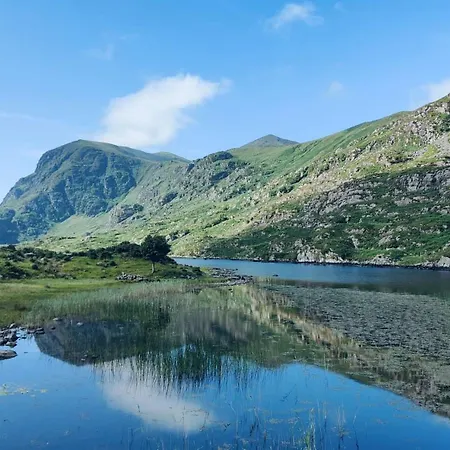 Stay-halfway Between And Tralee Guest house Killarney